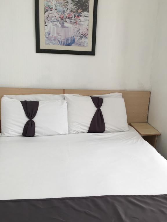 Clapham South Dudley Hotel Λονδίνο Εξωτερικό φωτογραφία